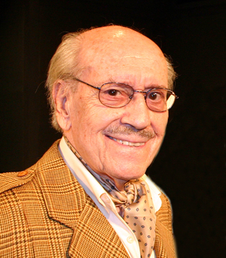 José Luis López Vázquez es el actor espanyol mes prolífic de tots els temps. Algunes de les seues obres mestres les va fer en el director valencià Luis Garcia Berlanga.