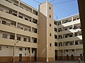 Grup d'edificis de vivendes construït en els anys cinquanta. Pati sur.
