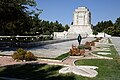 Archiu:Irnh157-Przy Mausoleum Ferdousiego.jpg