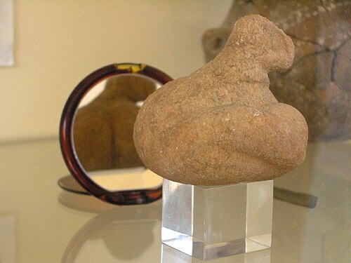 L'anomenada «dama de Sáliagos», una estatuilla neolítica datada entorn a l'any 5000 a. C.