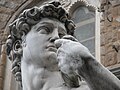 David, detall de rèplica de l'escultura homònima de Miguel Ángel. Piazza della Signoria, Florencia
